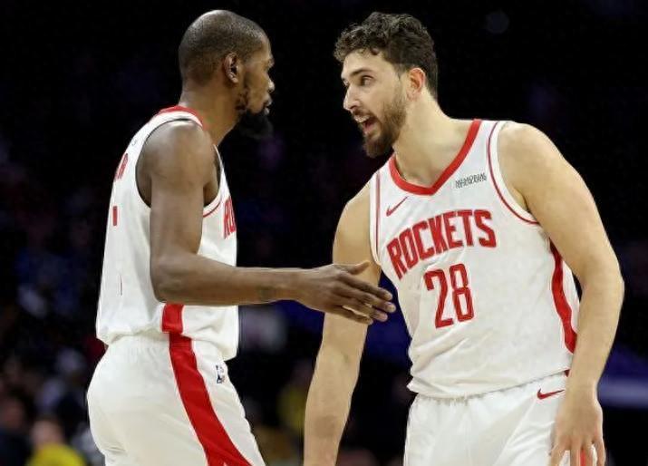 爆砍35分！狂轰40分，全联盟都质疑你老了，你却逆天改命要冲冠了